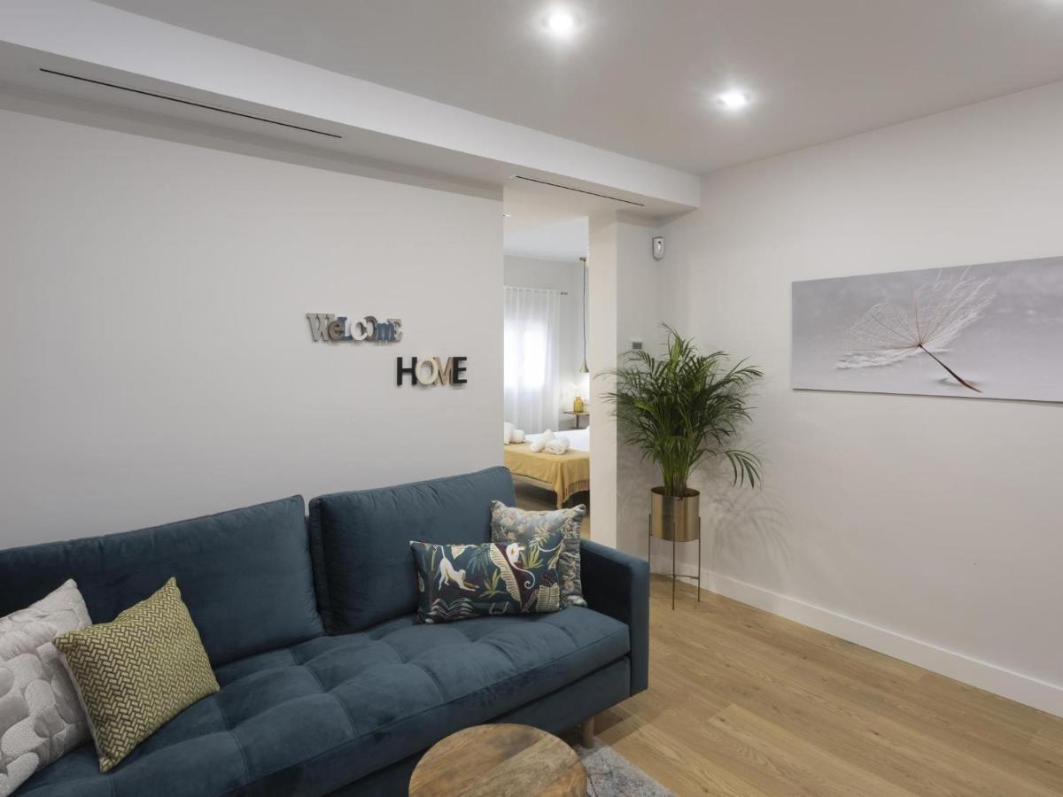 Beautiful Blue Triana Apartment Seville Luaran gambar
