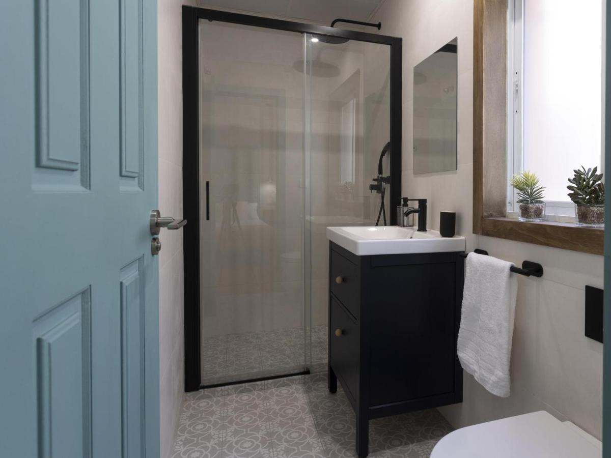 Beautiful Blue Triana Apartment Seville Luaran gambar