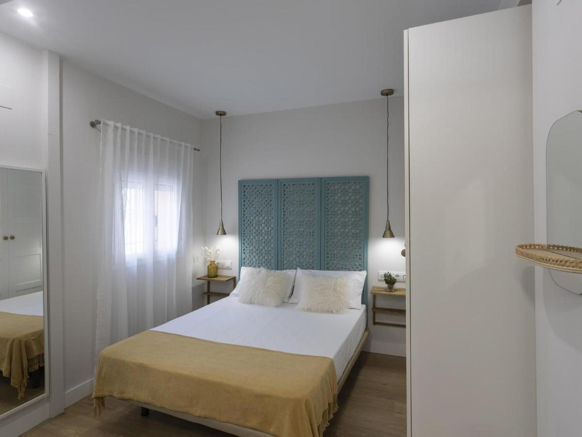 Beautiful Blue Triana Apartment Seville Luaran gambar