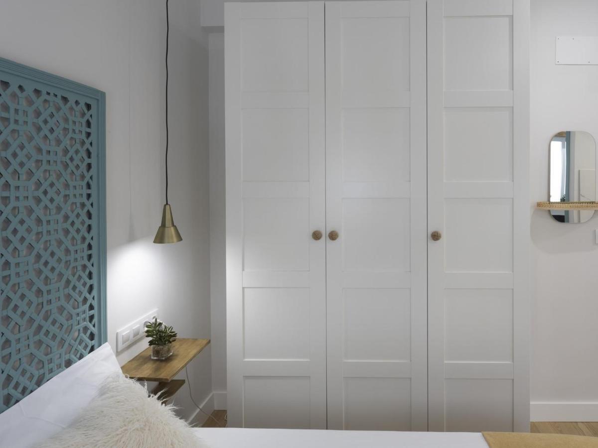 Beautiful Blue Triana Apartment Seville Luaran gambar